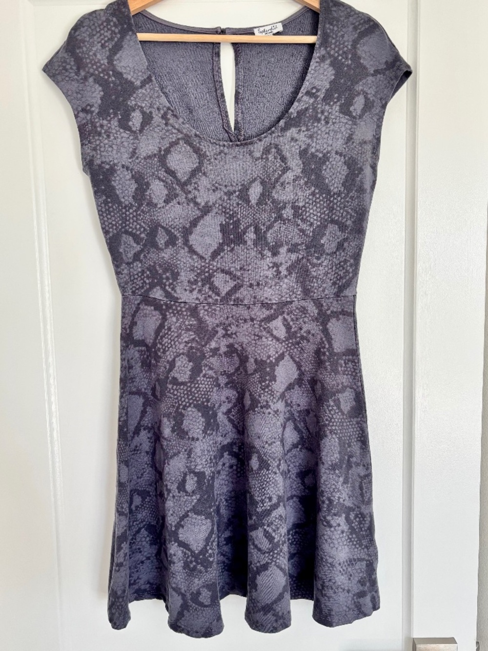 Splendid Grey Snakeskin Print Skater Dress Women’s Size Medium